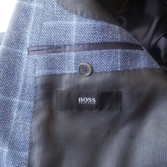 Hugo Boss Genius Blue Plaid Wool Sport Coat Slim Fit size 38R - Picture 16 of 16